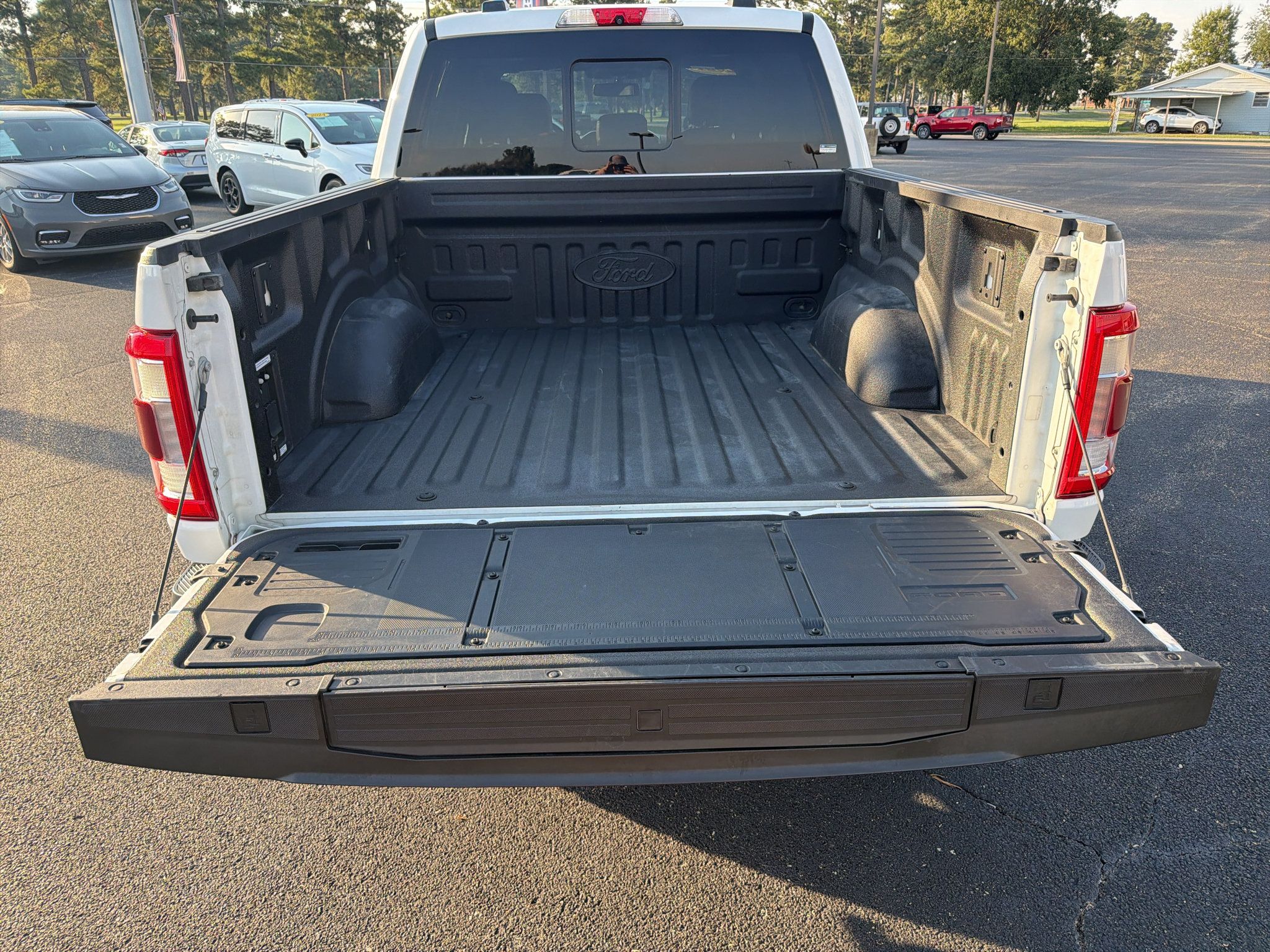 Used 2021 Ford F150 Lariat w/ Equipment Group 502A High AWD/4WD image 9