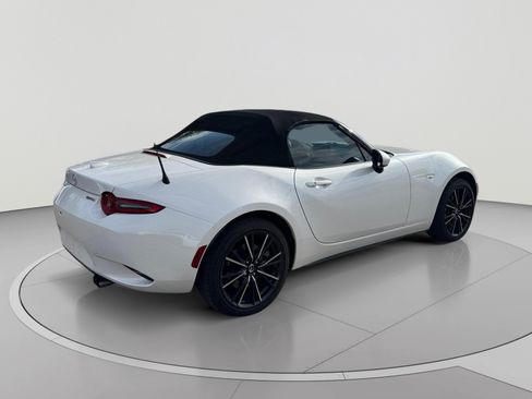 Used 2024 MAZDA MX-5 Miata Grand Touring w/ Weather Package RWD image 5