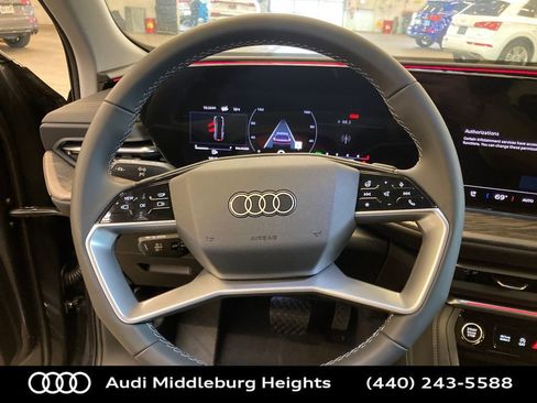 New 2025 Audi Q5 Premium Plus image 16