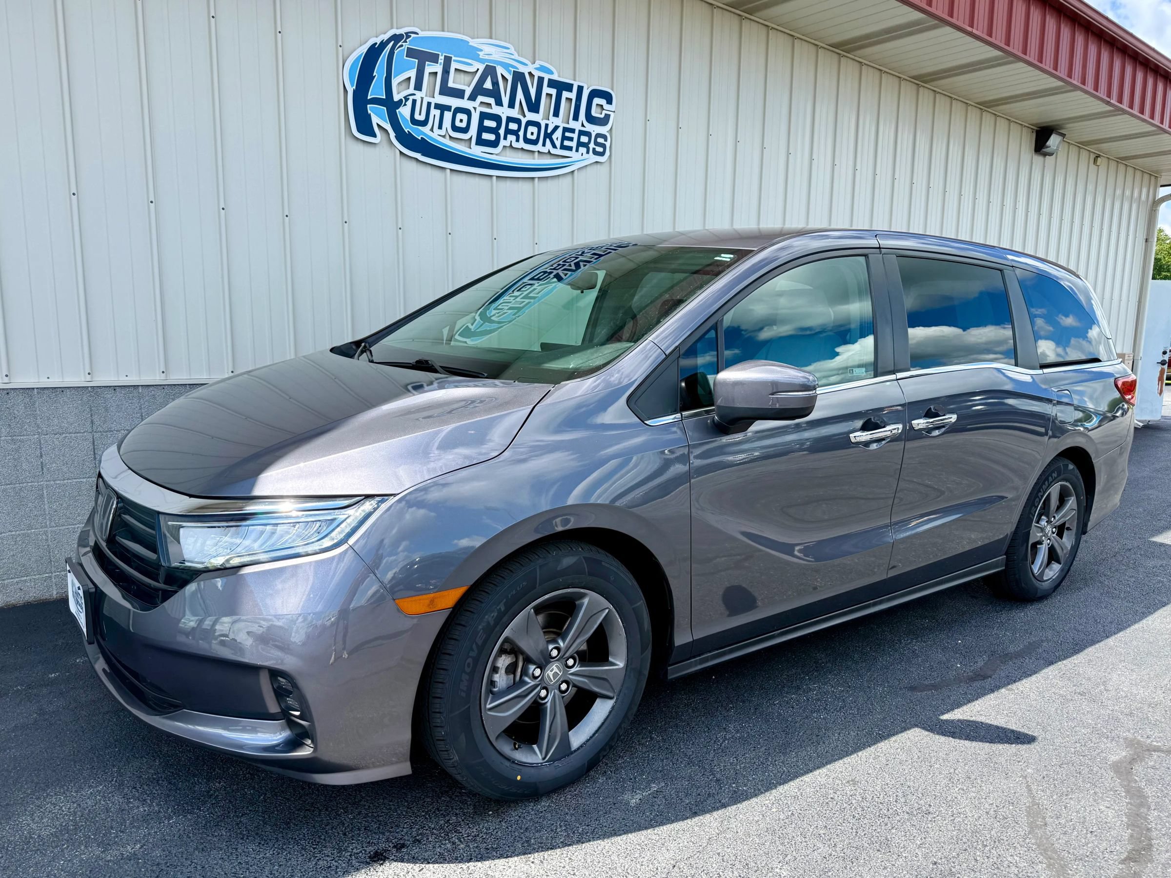 Used 2023 Honda Odyssey EX image 1