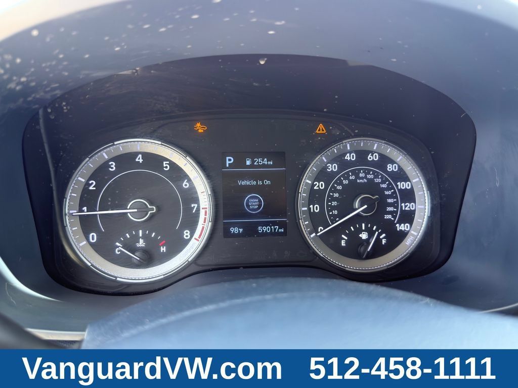 Used 2022 Hyundai Venue Limited FWD image 24