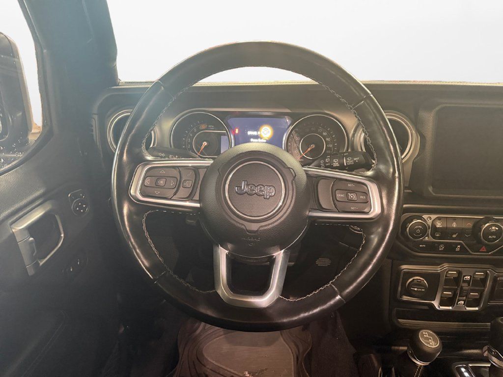 Used 2022 Jeep Wrangler Unlimited Sahara w/ LED Lighting Group AWD/4WD image 14