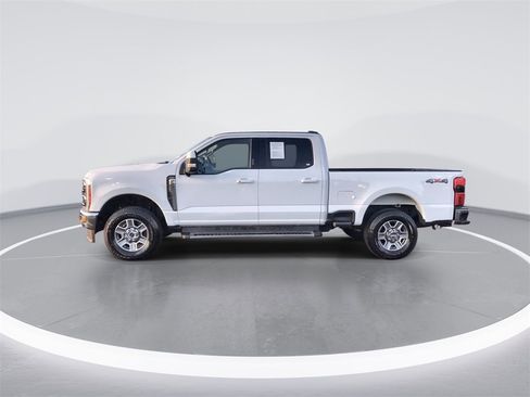 Used 2023 Ford F250 Lariat image 5
