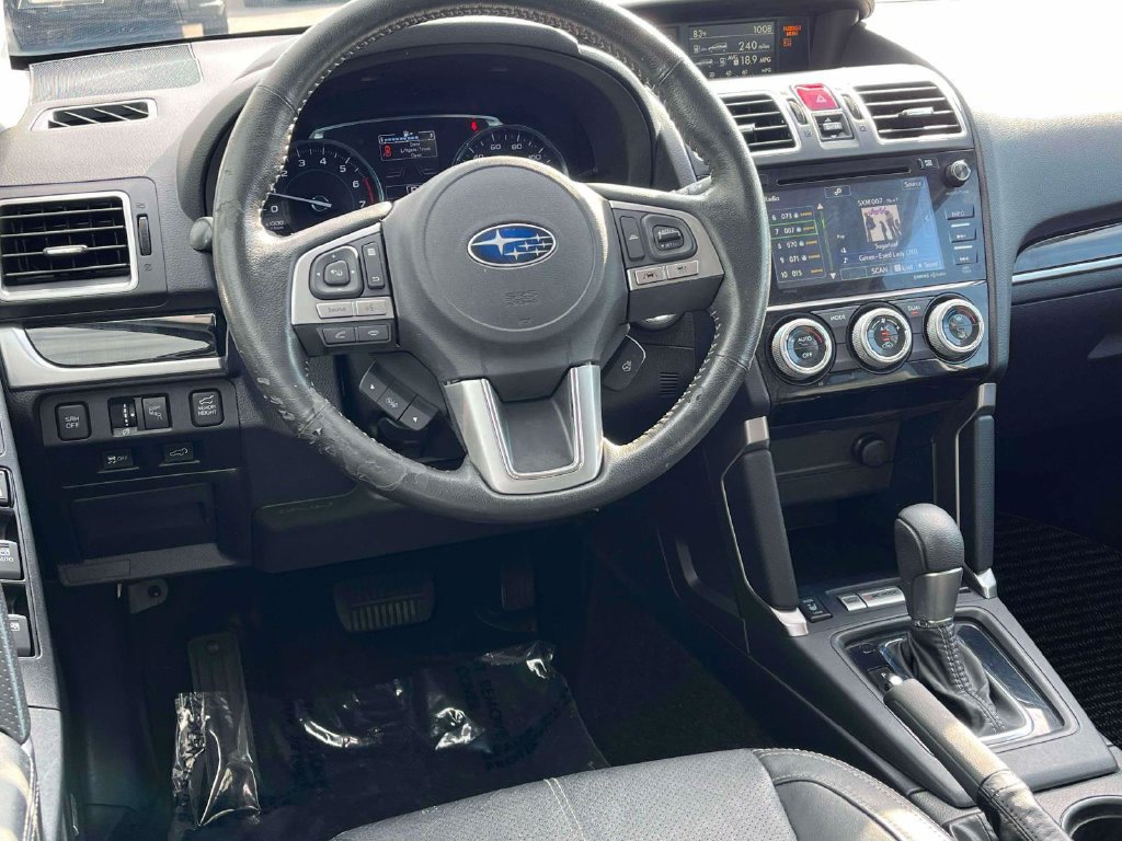 Used 2018 Subaru Forester 2.5i Touring AWD/4WD image 2