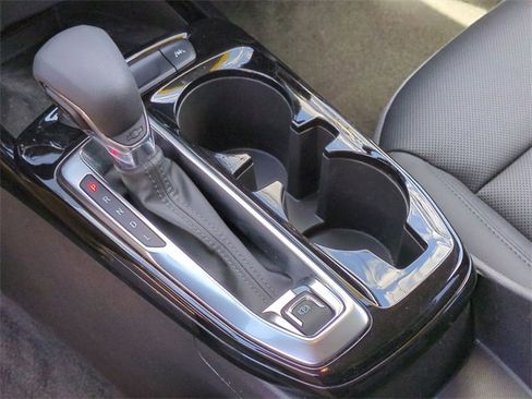 Certified 2024 Chevrolet Trax ACTIV w/ Sunroof Package image 16