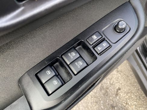 Used 2017 Subaru Outback 2.5i Premium image 16