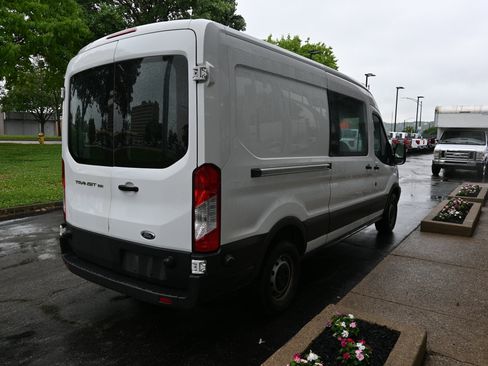 Used 2015 Ford Transit 150 148 Medium Roof RWD image 4