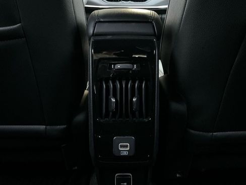 Used 2025 Jeep Compass Trailhawk AWD/4WD image 12