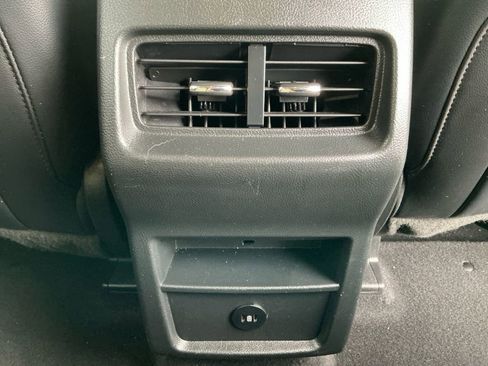 Used 2023 Ford Edge SEL image 20