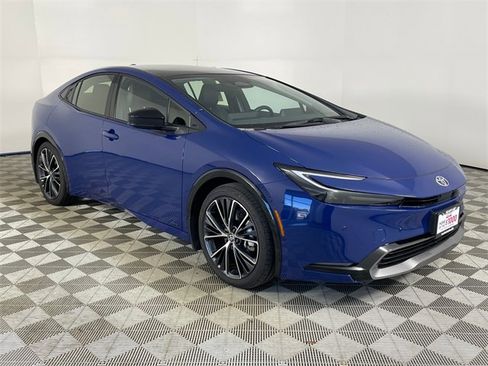 Used 2025 Toyota Prius Limited w/ Limited Premium Package image 26