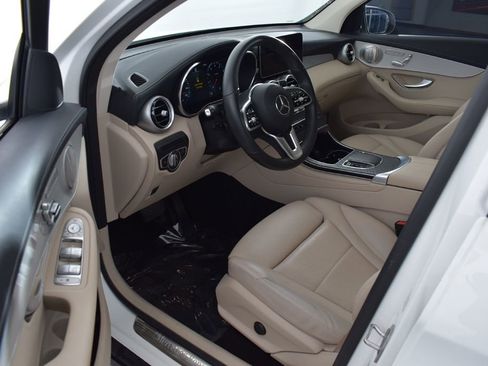 Used 2023 Mercedes-Benz GLC 300 4MATIC Coupe image 14