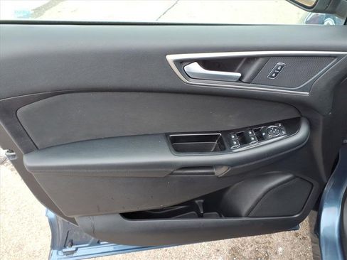 Used 2018 Ford Edge SEL w/ Class II Trailer Tow Package image 19