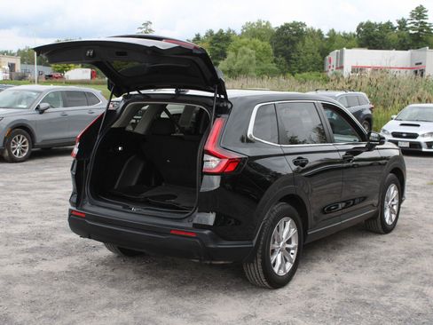 Used 2025 Honda CR-V EX image 7