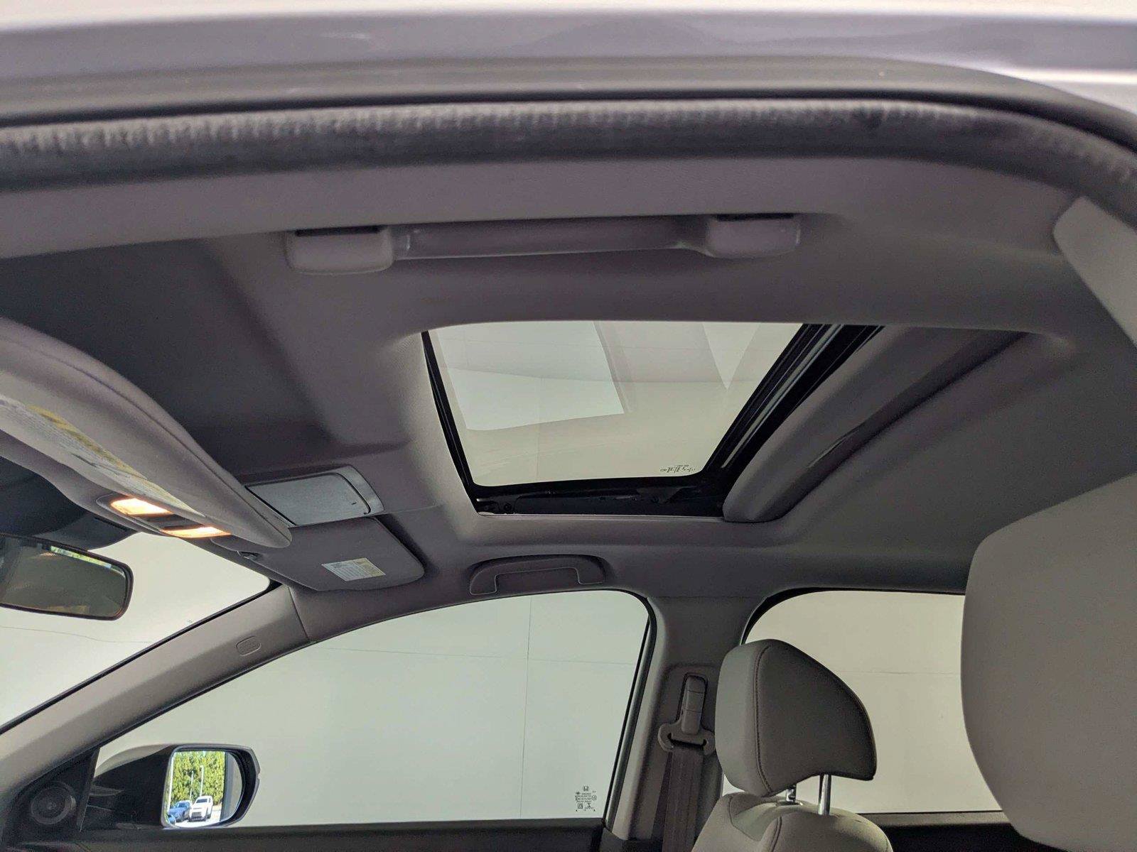 Used 2018 Honda CR-V EX image 12
