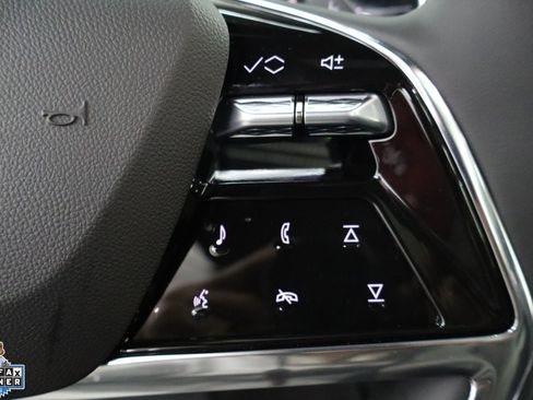 Used 2026 Cadillac Escalade Sport AWD/4WD image 16