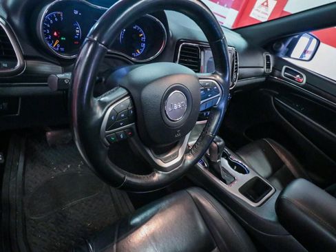 Used 2021 Jeep Grand Cherokee Limited image 12