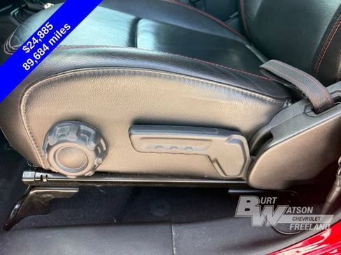 Used 2018 Jeep Wrangler Unlimited Rubicon AWD/4WD image 14