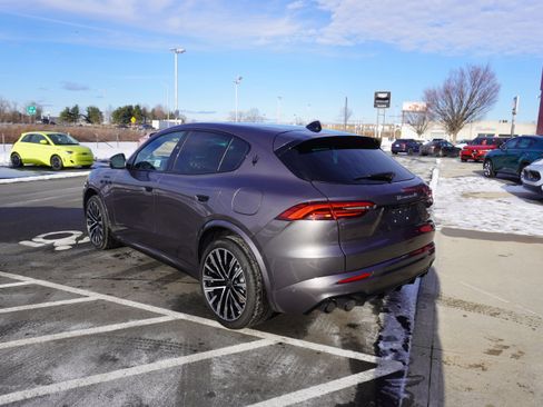 New 2025 Maserati Grecale Modena image 6