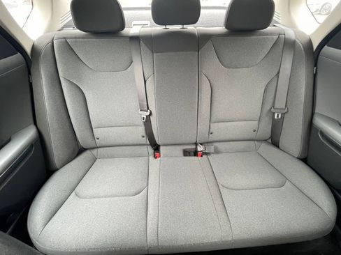 Used 2025 Kia K4 FWD image 38