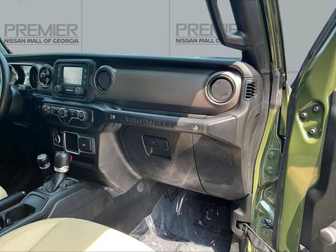Used 2020 Jeep Wrangler Sport AWD/4WD image 26