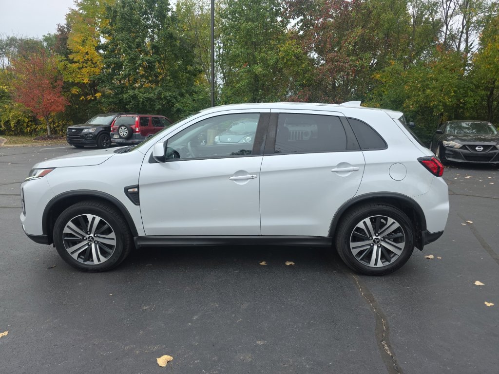 Used 2022 Mitsubishi Outlander Sport ES AWD/4WD image 4