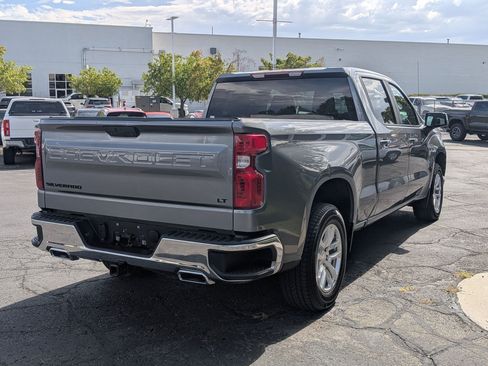 Used 2021 Chevrolet Silverado 1500 LT AWD/4WD image 5