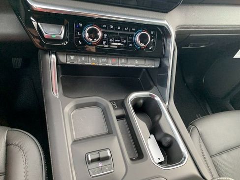 New 2026 GMC Sierra 2500 Denali w/ Denali Reserve Package image 25