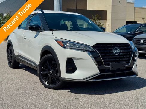 Used 2024 Nissan Kicks SR FWD image 1