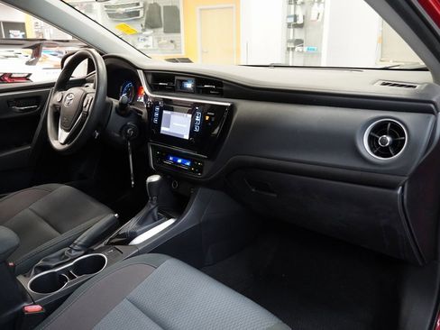 Used 2017 Toyota Corolla LE image 33
