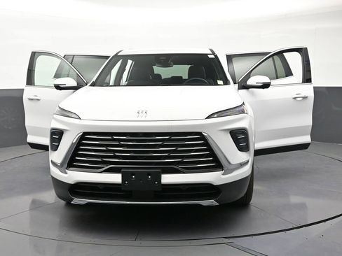 Used 2026 Buick Enclave Preferred image 33