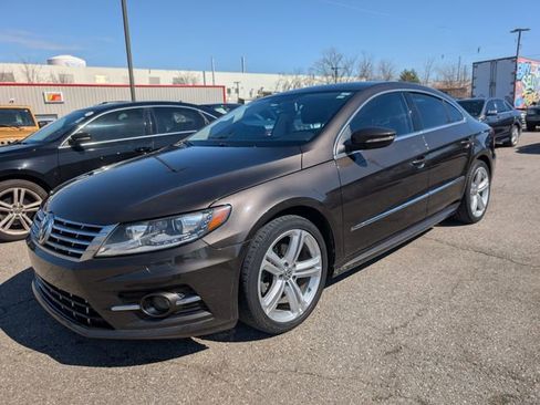 Used 2016 Volkswagen CC image 3