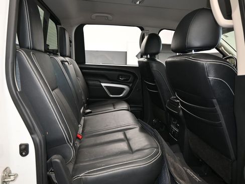 Used 2018 Nissan Titan PRO-4X w/ Pro-4x Convenience Package image 46