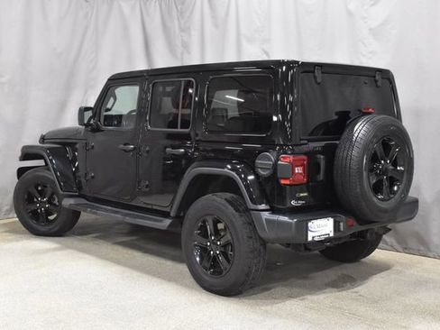 Used 2020 Jeep Wrangler Unlimited Sahara image 5