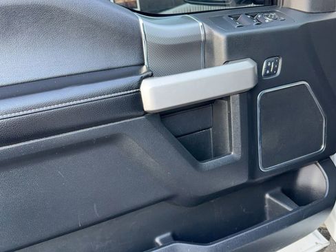 Used 2015 Ford F150 Lariat w/ Equipment Group 502A Luxury image 14