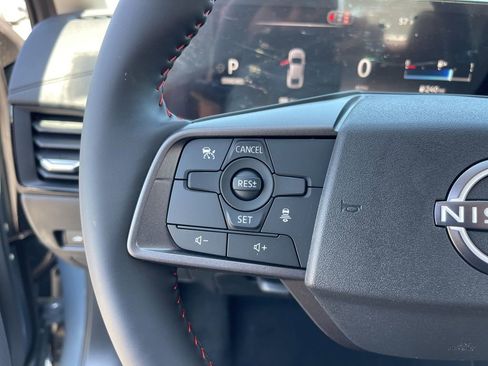 New 2026 Nissan Sentra SR w/ Floor Mat Package FWD image 16