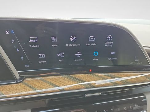 Used 2021 Cadillac Escalade Premium Luxury Platinum AWD/4WD image 29