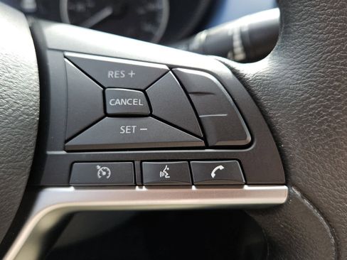 New 2025 Nissan Versa SV w/ Trunk Package FWD image 13