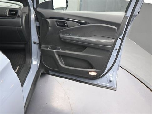 Used 2023 Honda Passport Elite image 11