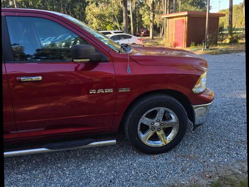 Used 2010 Dodge Ram 1500 Truck SLT w/ Big Horn Regional Pkg image 4