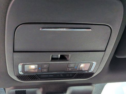 Used 2023 Ford F150 Lariat AWD/4WD image 23