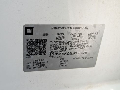 Used 2020 Chevrolet Suburban LT AWD/4WD image 38