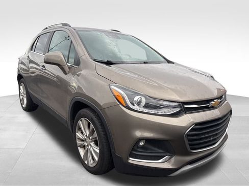 Used 2020 Chevrolet Trax Premier image 3