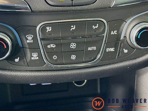 Used 2023 Chevrolet Equinox LT AWD/4WD image 25