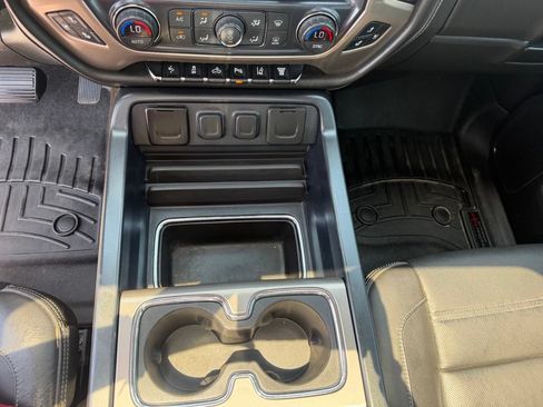 Used 2018 GMC Sierra 3500 Denali w/ Duramax Plus Package AWD/4WD image 35