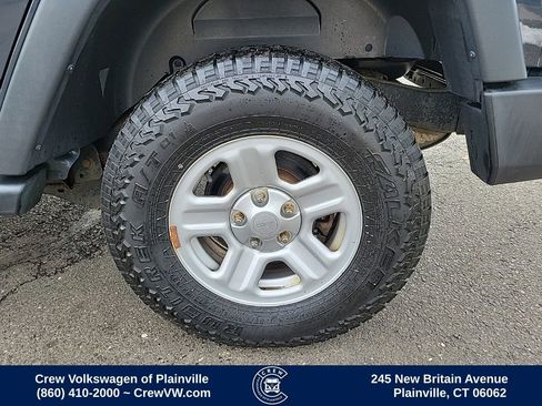 Used 2016 Jeep Wrangler Unlimited Sport AWD/4WD image 17