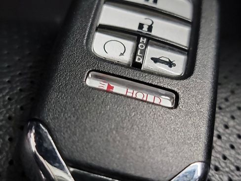 Certified 2022 Honda Insight Touring image 32