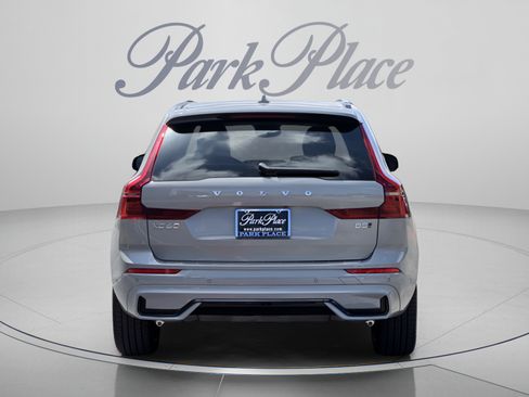 Used 2026 Volvo XC60 B5 Ultra w/ Protection Package Premier AWD/4WD image 4