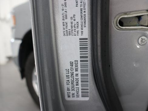 Used 2022 RAM 2500 Tradesman AWD/4WD image 59