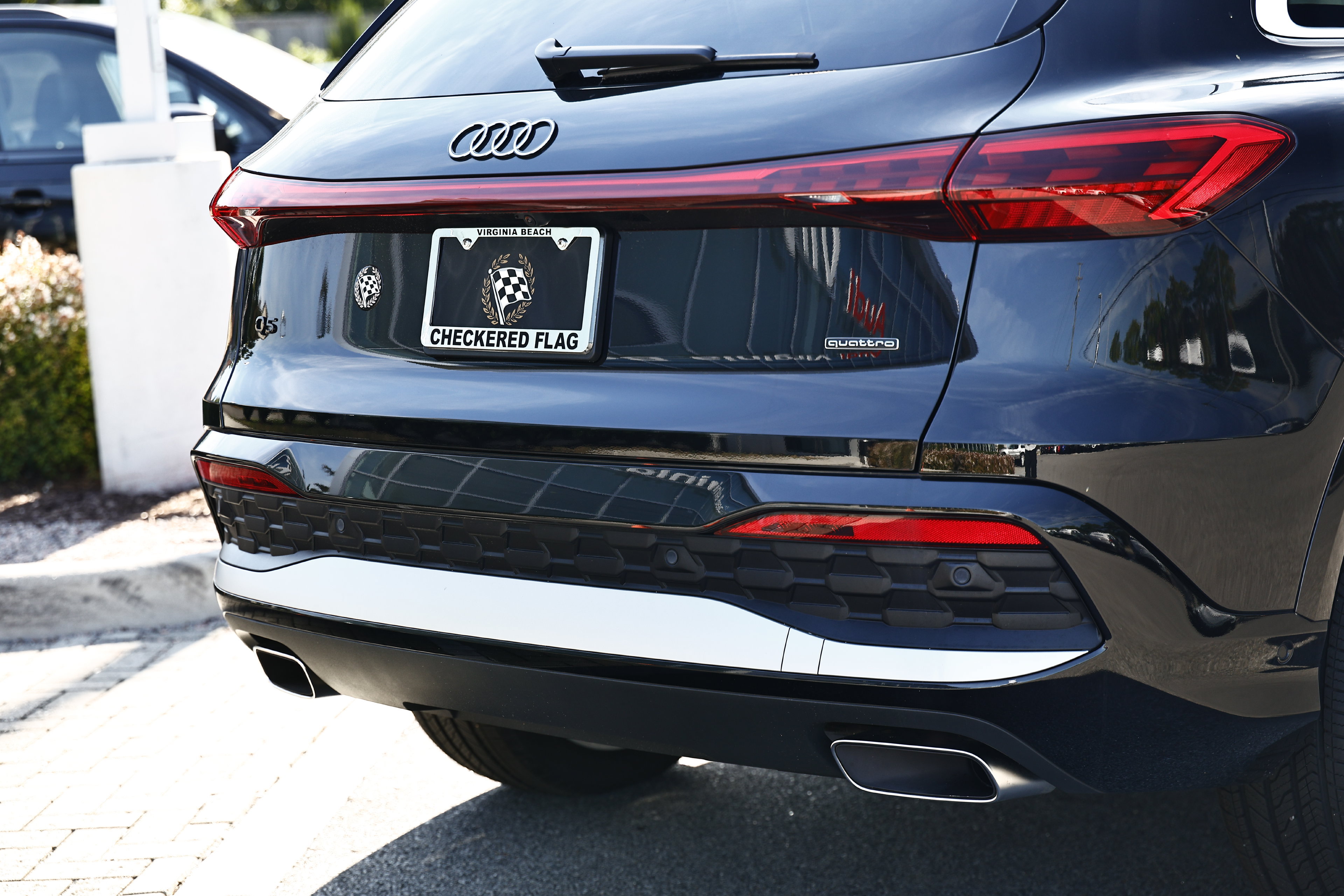 Certified 2025 Audi Q5 Premium Plus w/ Premium Plus AWD/4WD image 8