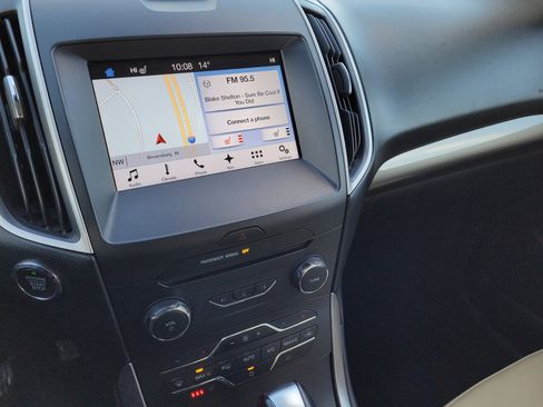 Used 2018 Ford Edge SEL w/ Equipment Group 201A image 26